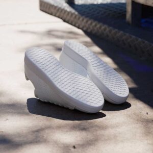 נעלי אופנה אדידס advantage