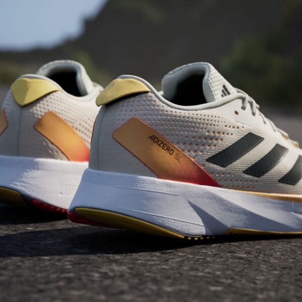 נעלי ריצה אדידס adizero sl (העתק)