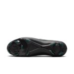 נעלי כדורגל חצי מקצועיות נייקי phantom luna ii pro fg