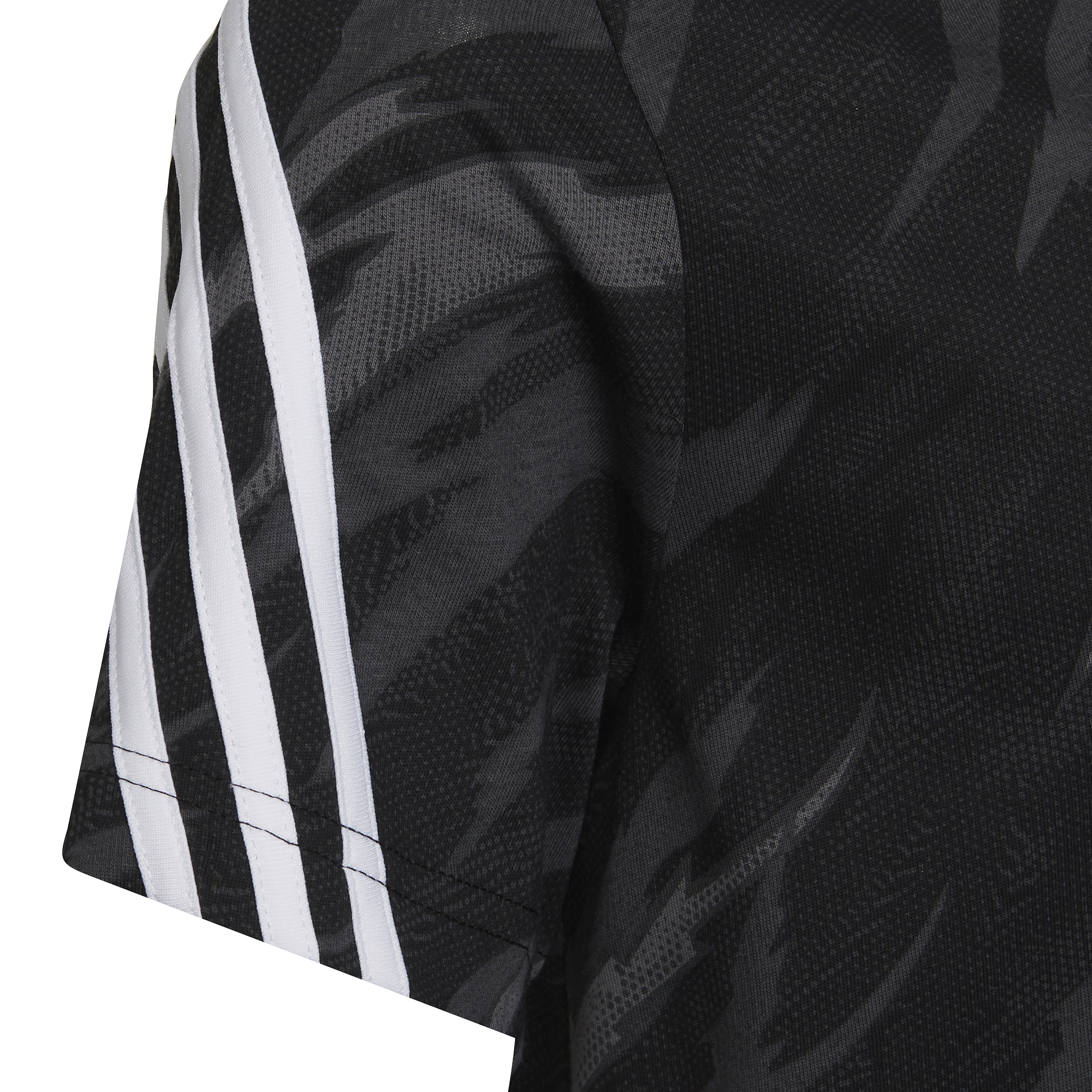 future icons 3 stripes t shirt boys future icons 3 stripes t shirt boys