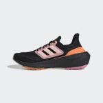 נעלי ריצה נשים אדידס ultraboost light (העתק)