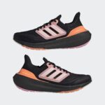נעלי ריצה נשים אדידס ultraboost light (העתק)