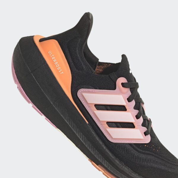 נעלי ריצה נשים אדידס ultraboost light (העתק)