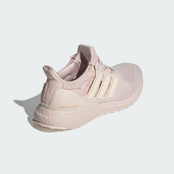 נעלי ריצה נשים אדידס ultraboost light (העתק)
