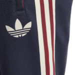 iy0056 2 apparel photography front view white