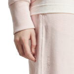 iy6817 2 apparel photography front center view white