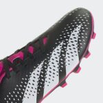 נעלי כדורגל אדידס דגם predator accuracy.4 fg