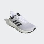 נעלי ריצה אדידס solarboost 5 m (העתק)