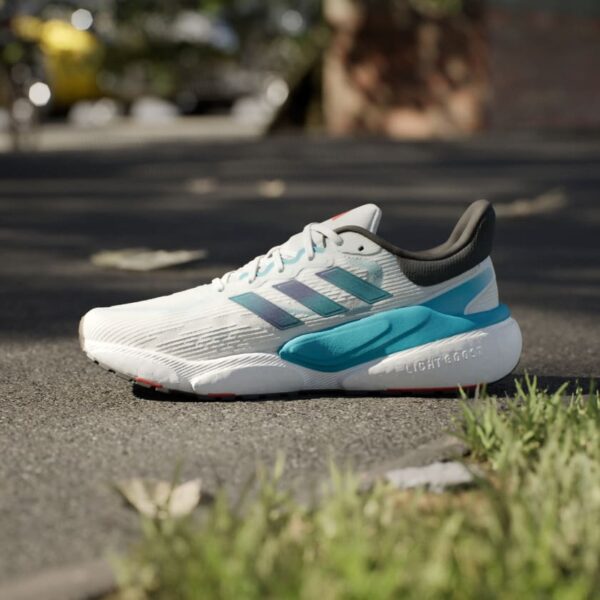 נעלי ריצה אדידס solarboost 5 m (העתק)