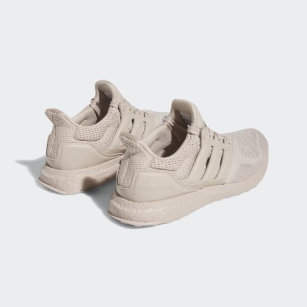 נעלי ריצה אדידס ultraboost light (העתק)