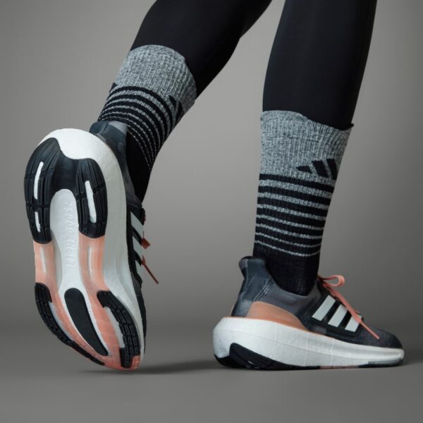 נעלי ריצה נשים אדידס ultraboost 1.0 (העתק)