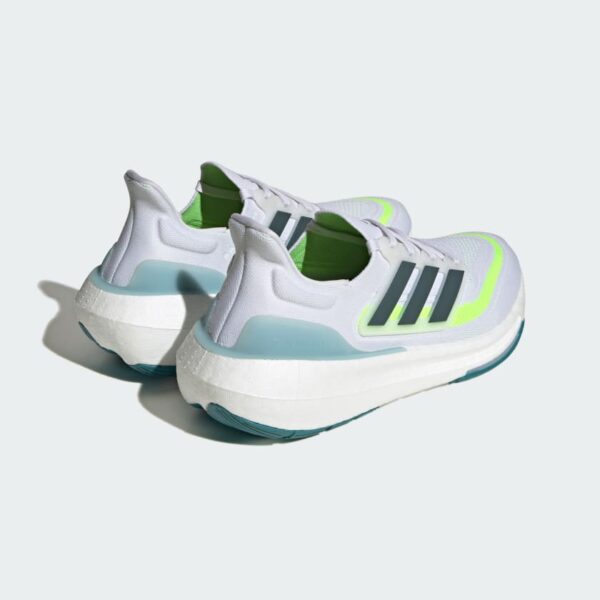 נעלי ריצה אדידס ultraboost light (העתק)