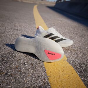 נעלי ריצה נשים אדידס adizero adios 9