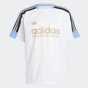 ביגוד אדידס